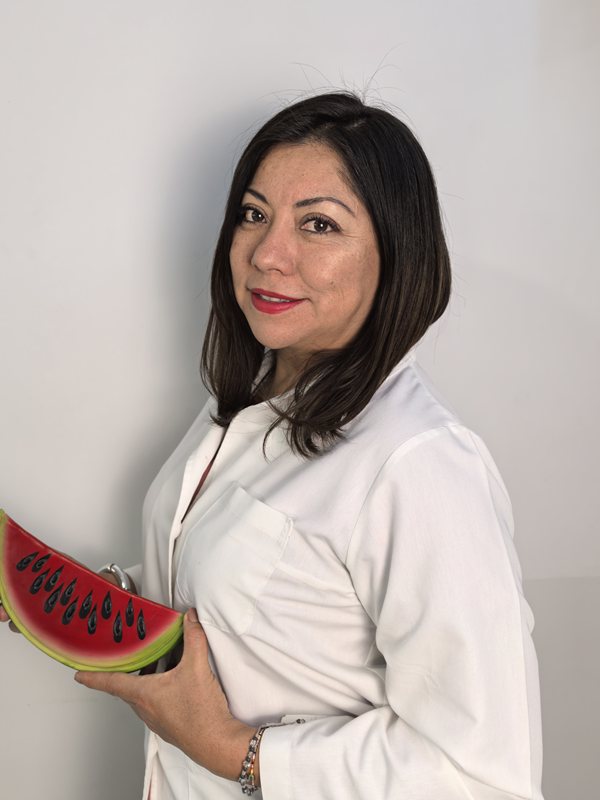 Mtra. Susana Alvarado Rojas, nutrióloga de CIFENT